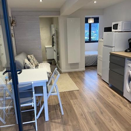 Laurette Apartment เลรูส ภายนอก รูปภาพ